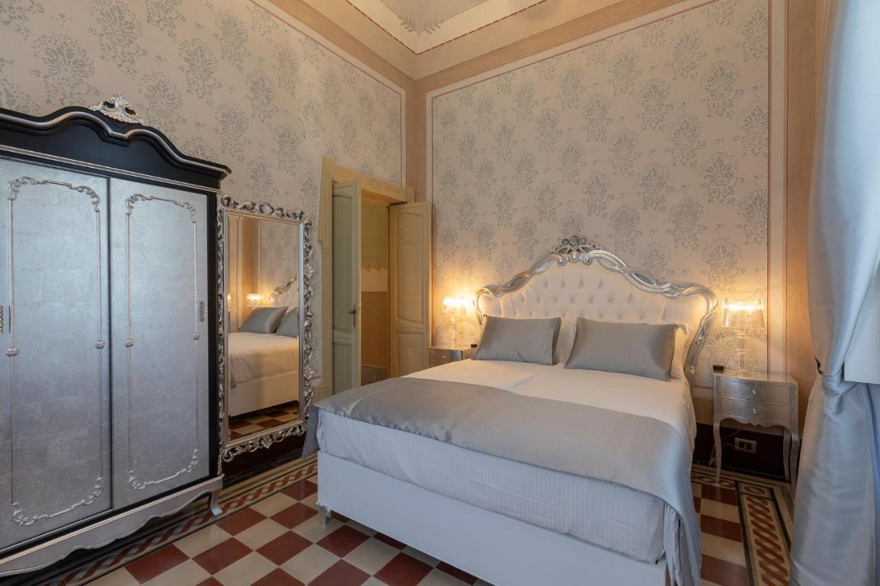 Luxury Liberty House Guest house *